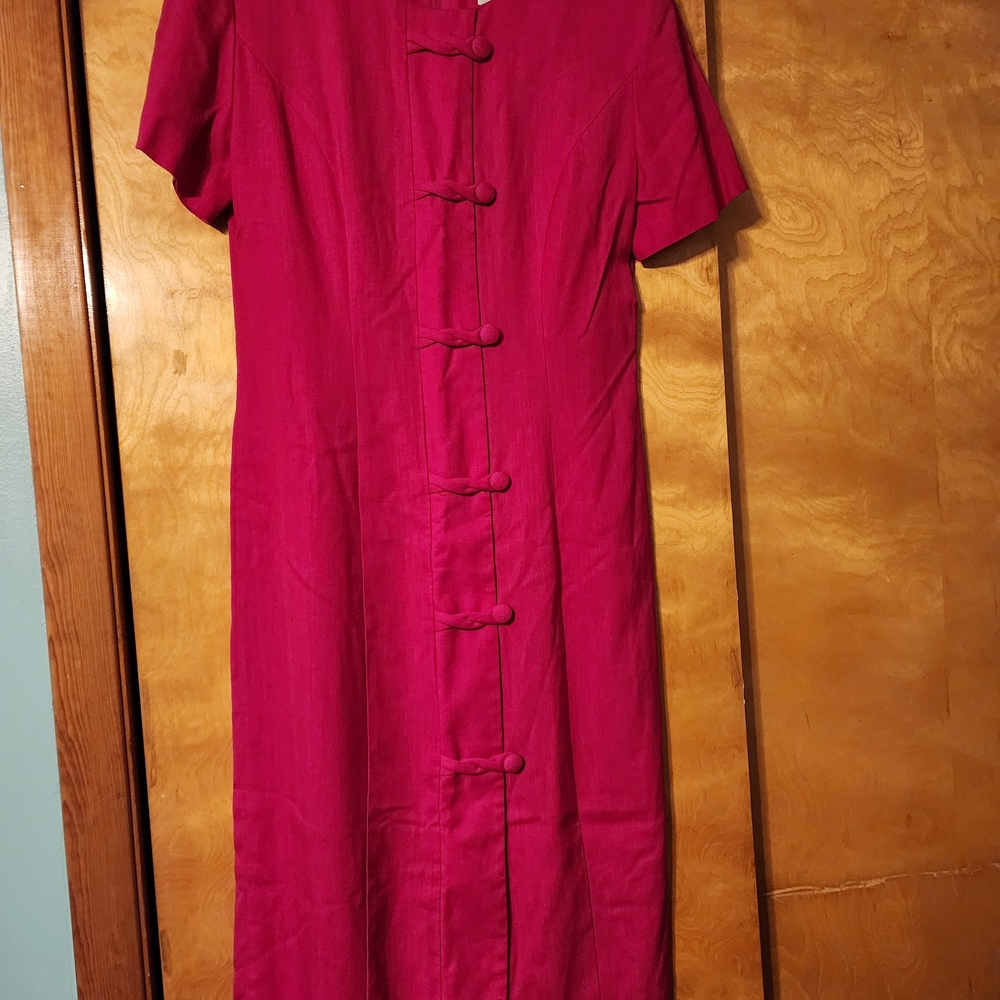 Elegant Magenta Button-Down Midi Dress